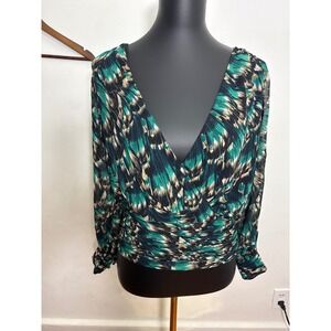 White House Black Market Cold Shoulder Womens 8P Green Abstract Smocked‎ Top